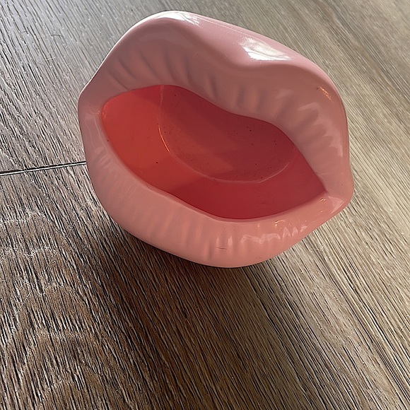 Y2K Lip Holder/Bowl - Picture 4 of 4